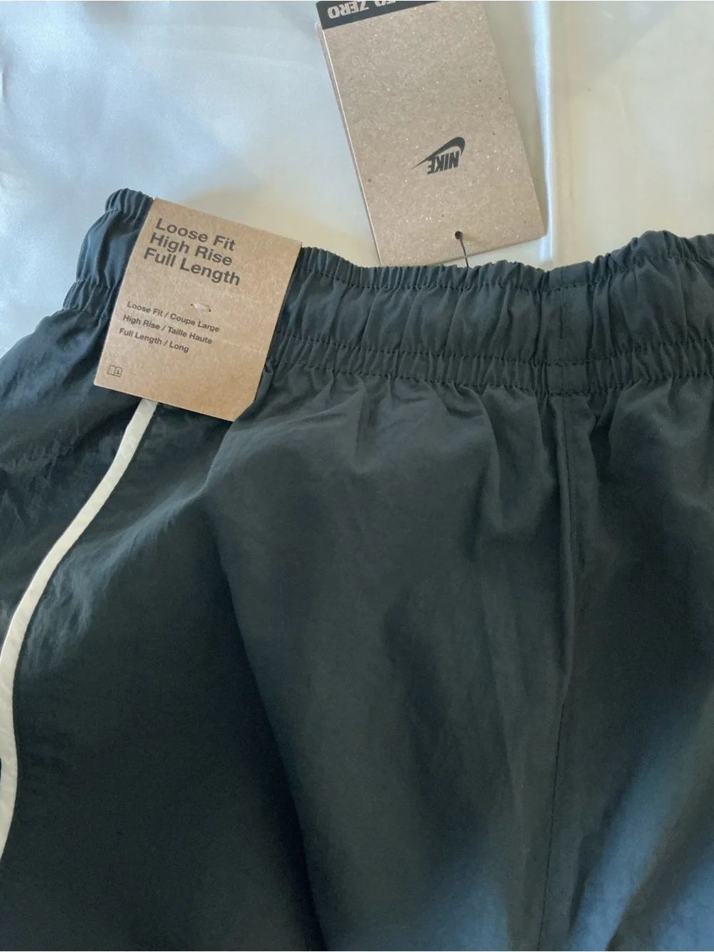 Nike women’s black track pants athletic windbreaker white stripe XS